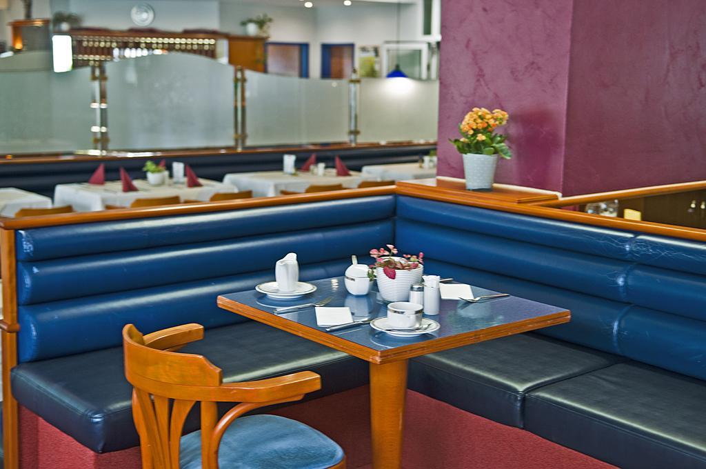 Hotel Falkenstein 팔켄슈타인 외부 사진